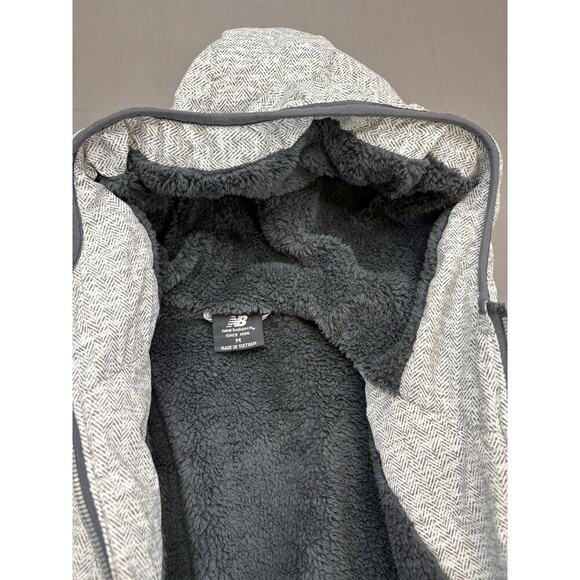 Women’s New Balance Chevron Puffer Jacket Fleece Lined Hooded Zip Front Size M - Picture 6 of 11